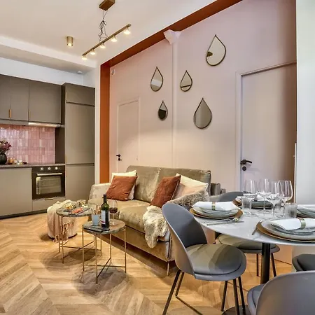 Apartment New Eiffel Tour ! Splendid In The Heart Of Paris